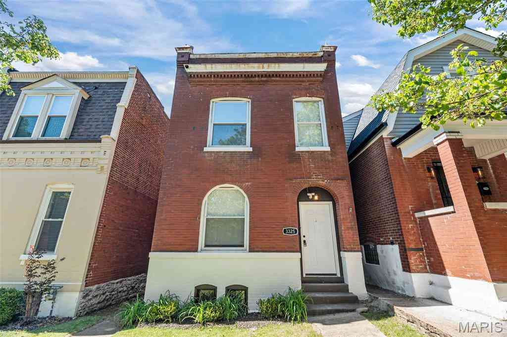 Homes For Sale - 3325 Minnesota Avenue<br/> Saint Louis, MO 63118