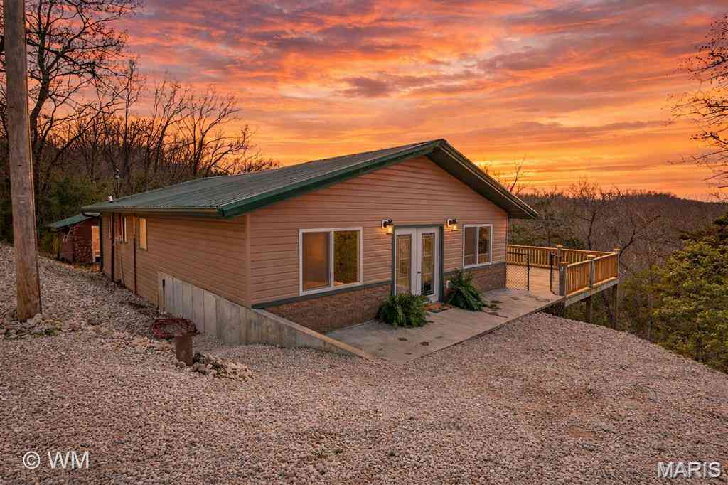 Homes For Sale - 89 Singing Oaks Drive<br/> Camden County, Sunrise Beach, MO 65079