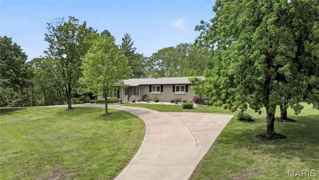 Homes For Sale - 1001 Terry Road<br/> Augusta, MO 63332