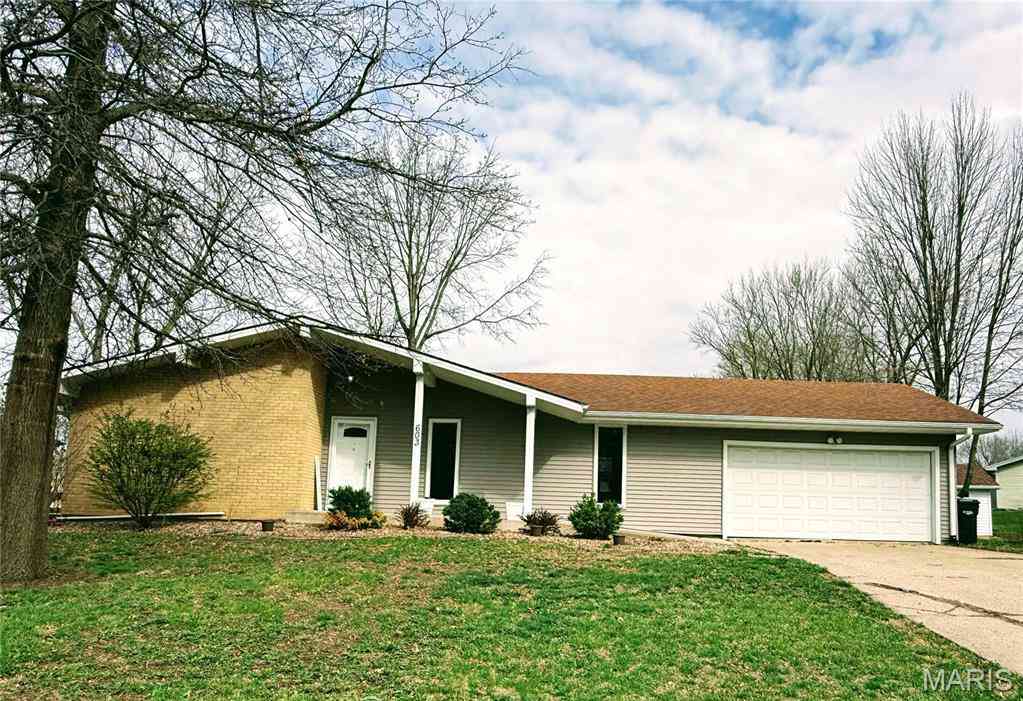 Homes For Sale - 603 Fairview Drive<br/> Kirksville, MO 63501