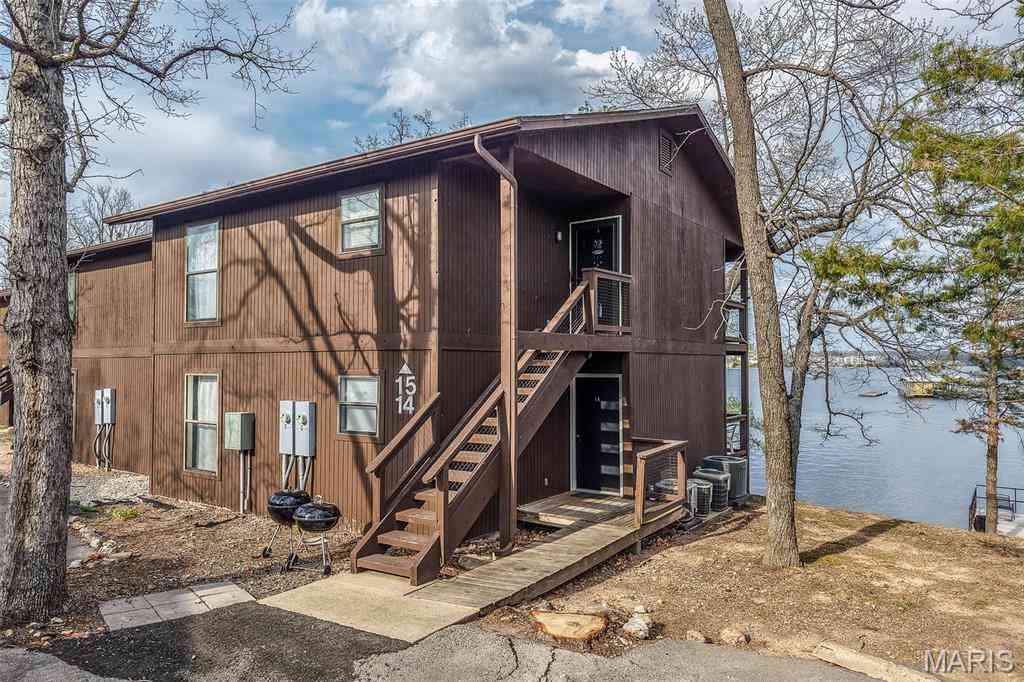 Condo For Sale - 256 Lone Oak Point #15<br/> Camden County, Sunrise Beach, MO 65079