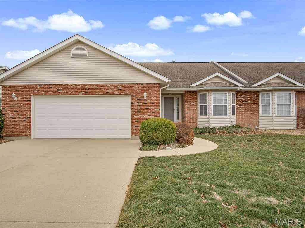Villa For Sale - 630 Hamacher Street<br/> Monroe County, Waterloo, IL 62298