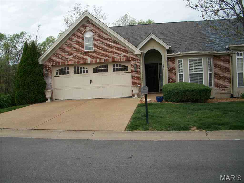 Condo For Sale - 2404 Andrea Crest Drive<br/> Franklin County, Washington, MO 63090