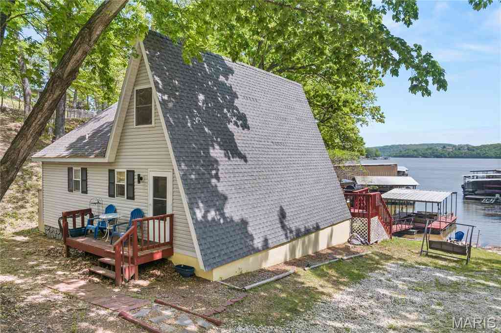 Homes For Sale - 88 Alpine Point<br/> Camden County, Sunrise Beach, MO 65079