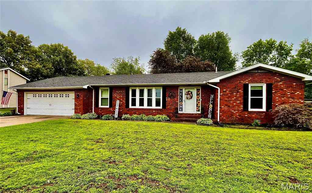 Homes For Sale - 611 East Cedar<br/> Bertrand, MO 63823