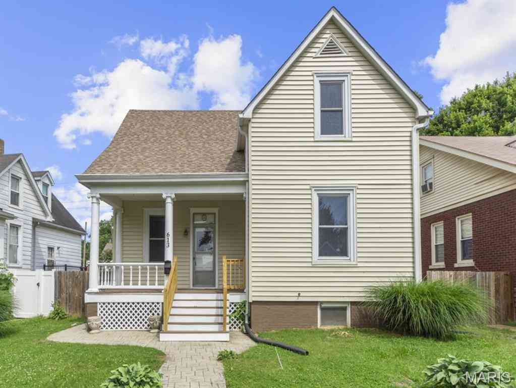 Homes For Sale - 613 N Church Street<br/> Saint Clair County, Belleville, IL 62220
