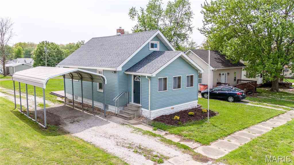 Homes For Sale - 1524 W Randolph Street<br/> Vandalia, IL 62471