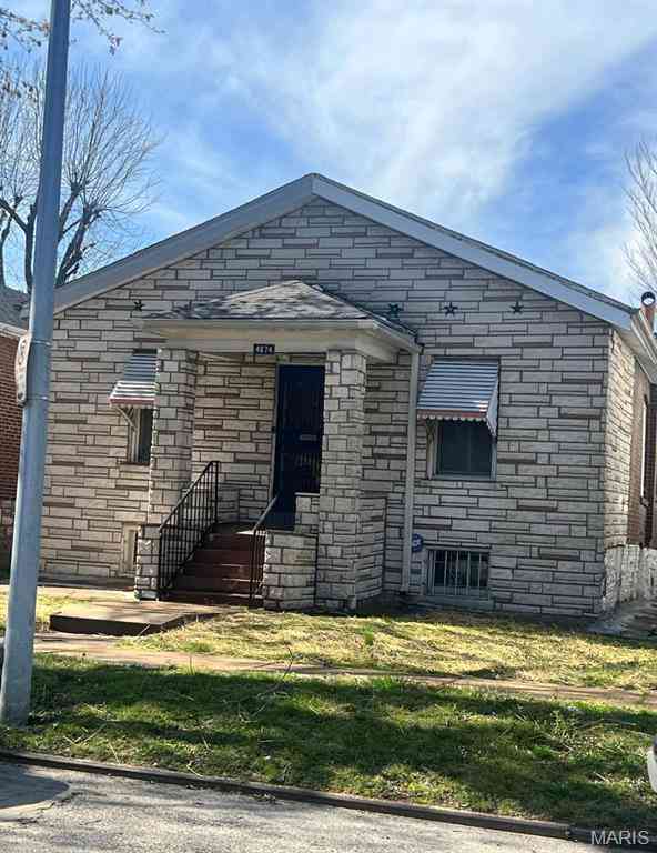 Homes For Sale - 4874 Margaretta Avenue<br/> Saint Louis, MO 63115