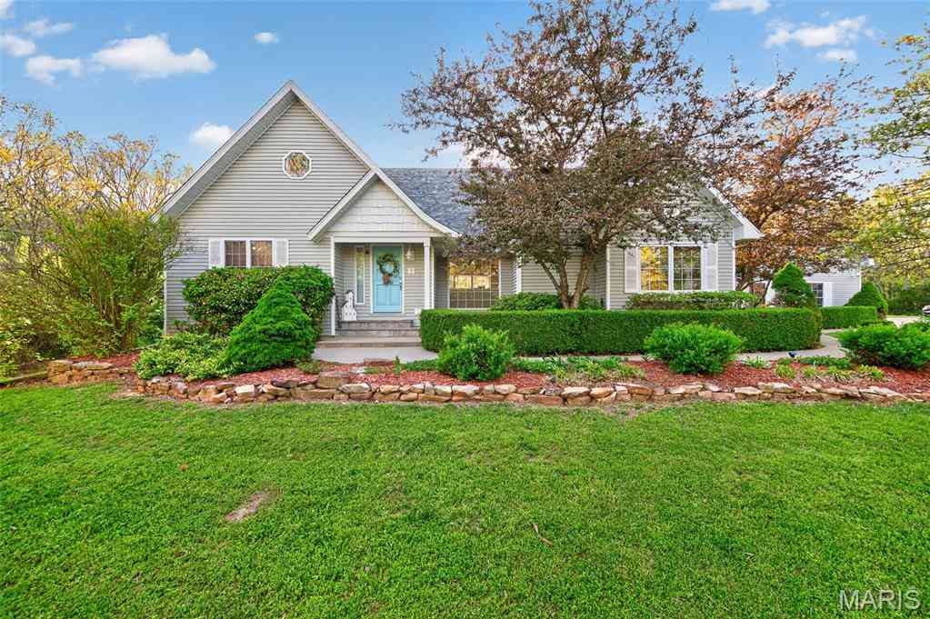 Homes For Sale - 23233 Paradise Drive<br/> Lebanon, MO 65536