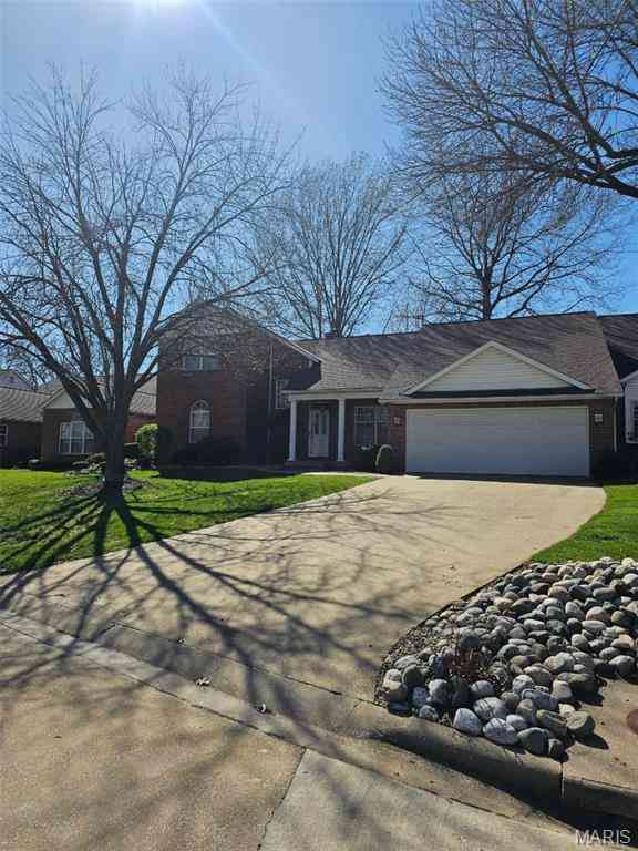 Condo For Sale - 128 Knollwood<br/> Quincy, IL 62301
