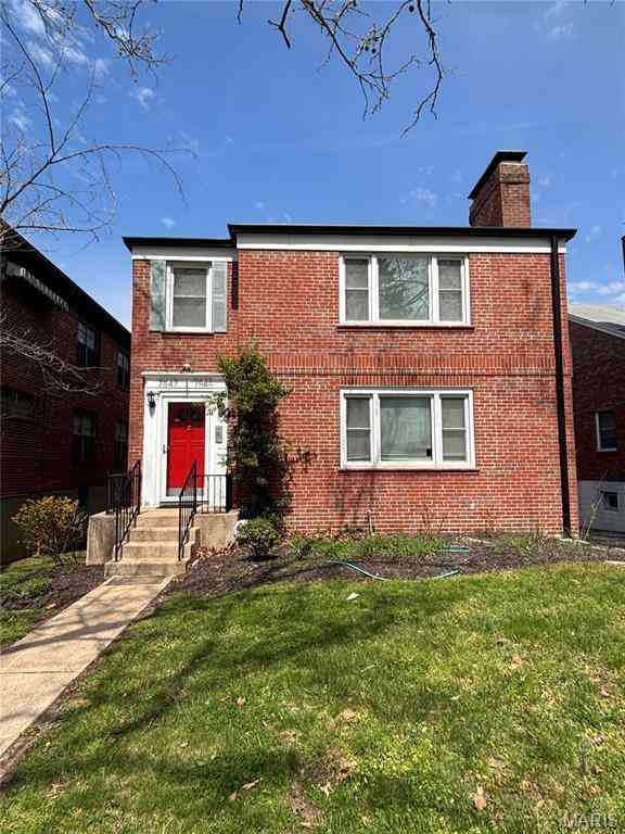 Apartment For Rent - 7547 Delmar<br/> University City, MO 63130