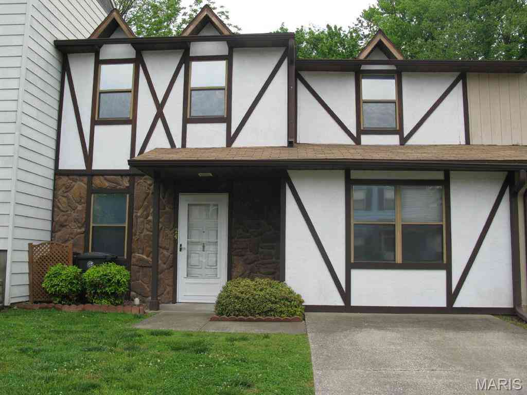 Condo For Sale - 1310 Lexington Avenue #24<br/> Cape Girardeau, MO 63701