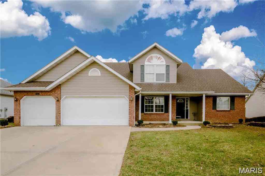 Homes For Sale - 7513 Stonebridge Golf Drive<br/> Madison County, Maryville, IL 62062