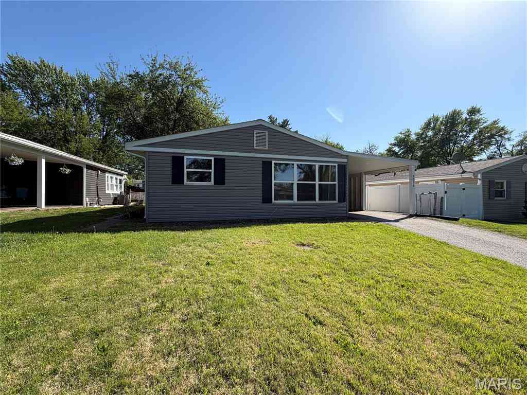 Homes For Sale - 9170 Harold Drive<br/> Woodson Terrace, MO 63134