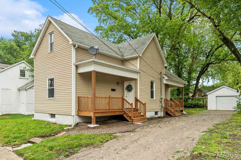 Homes For Sale - 212 N 12th Street<br/> Saint Clair County, Belleville, IL 62220