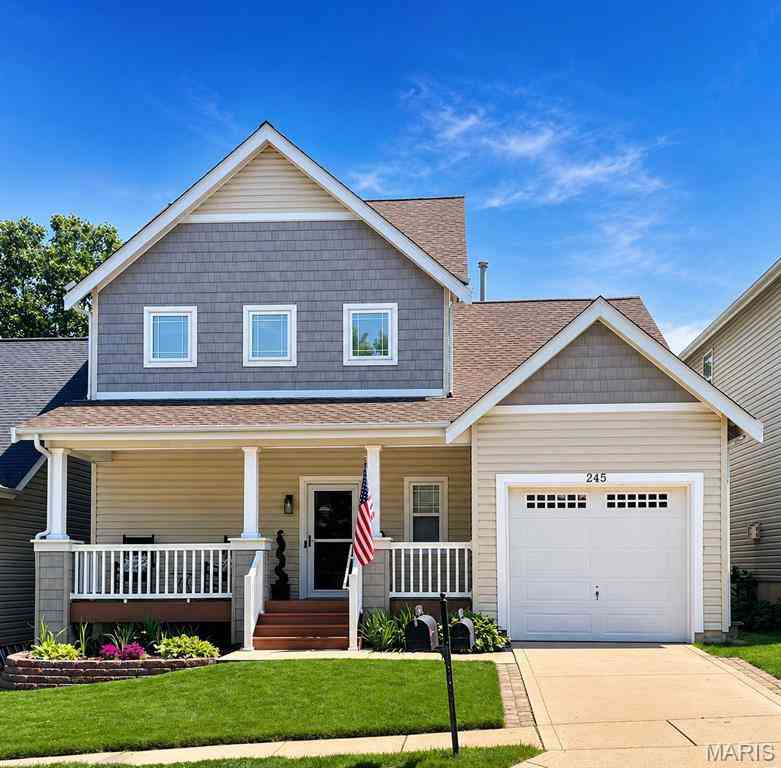Homes For Sale - 245 Montclair Tower Drive<br/> Saint Charles, MO 63303