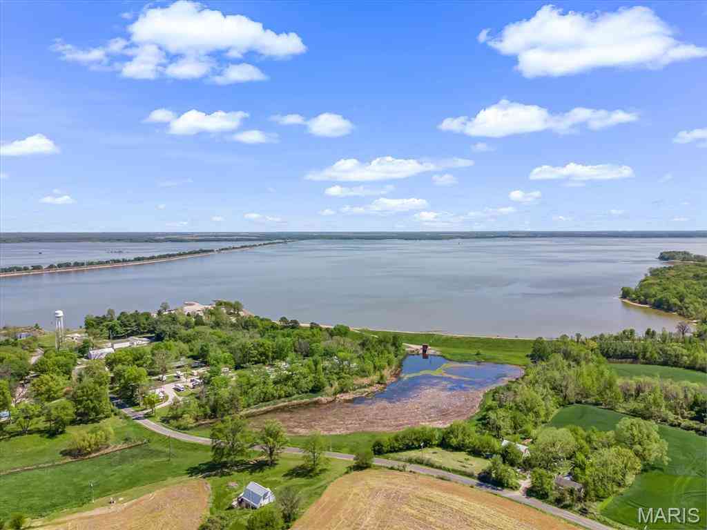 Mobile Home For Sale - 21515 4th Street<br/> Clinton County, Keyesport, IL 62253