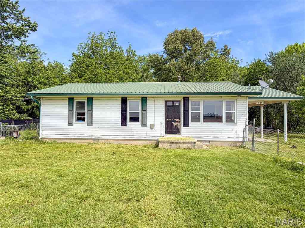 Homes For Sale - 17251 County Road 214<br/> Advance, MO 63730