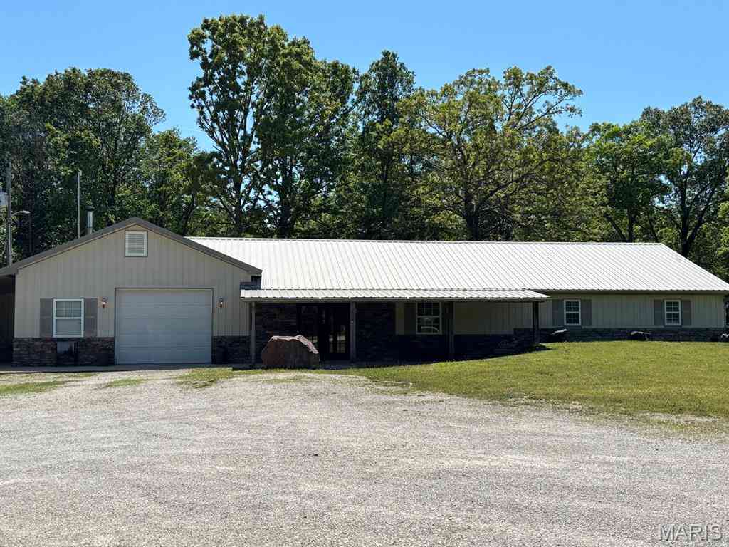 Homes For Sale - 3892 Possum Hollow Road<br/> Bourbon, MO 65441