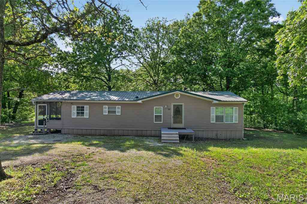 Mobile Home For Sale - 27 Whippoorwill Lane<br/> Dallas County, Lebanon, MO 65536