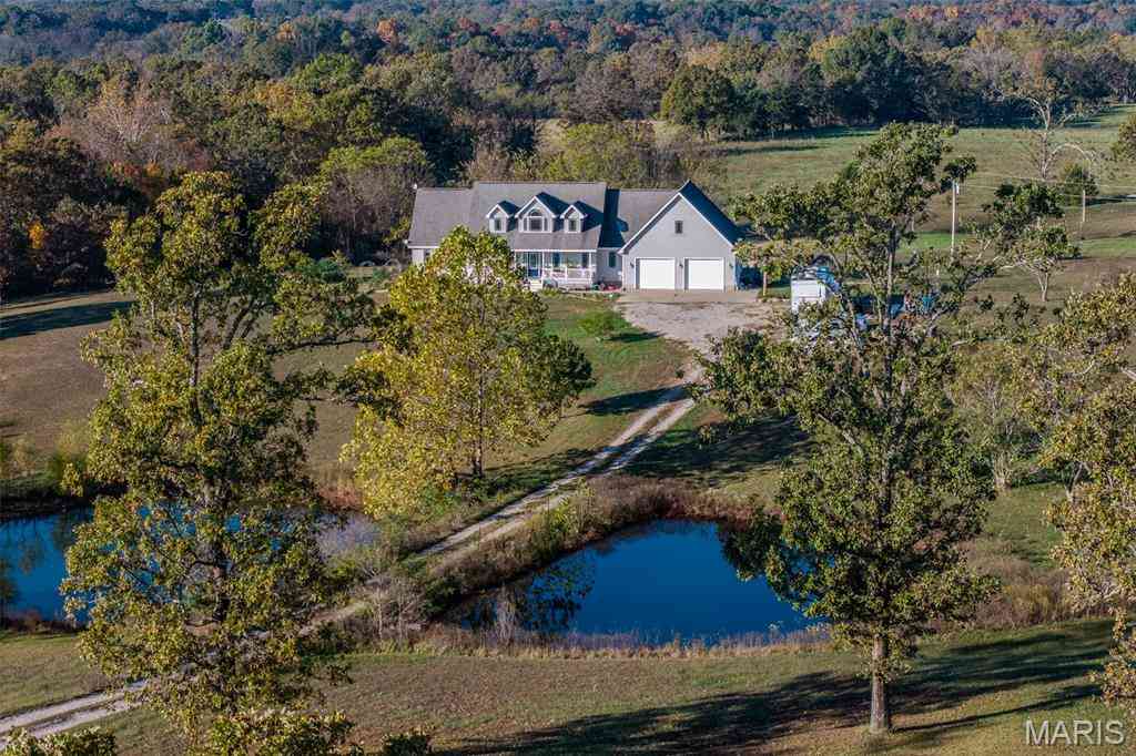 Homes For Sale - 271 Pleasant Knoll Road<br/> Camden County, Stoutland, MO 65567