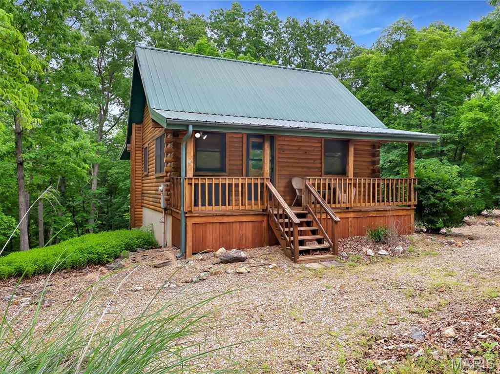 Homes For Sale - 10131 Deer Run Road<br/> Bourbon, MO 65441