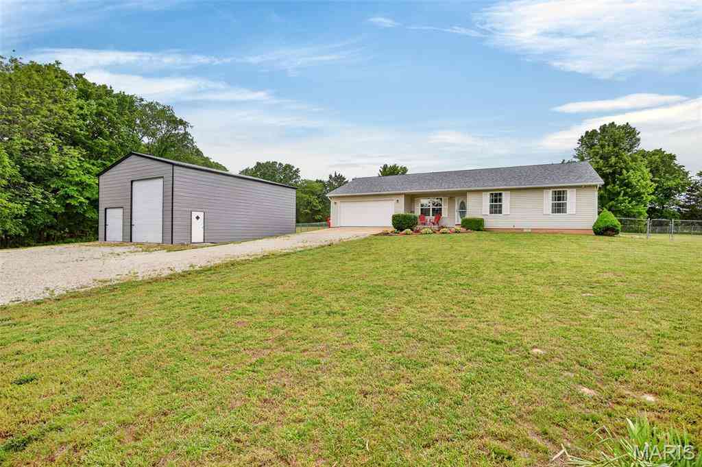 Homes For Sale - 20755 Blackberry Lane<br/> Crocker, MO 65452