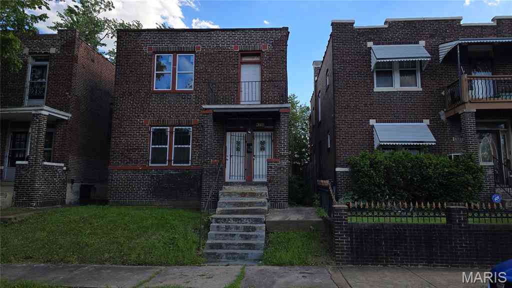 Multifamily For Sale - 4236 W Aldine Avenue<br/> Saint Louis, MO 63113