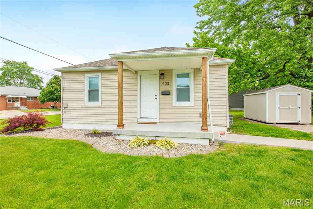 Homes For Sale - 403 Shellview Street<br/> Bethalto, IL 62010