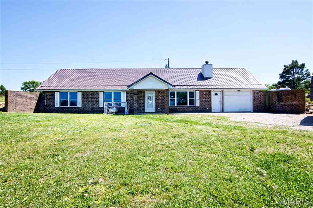Homes For Sale - 29828 Anthony Road<br/> Falcon, MO 65470