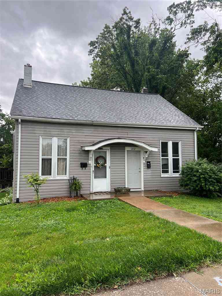 Multifamily For Sale - 1214 Lebanon Avenue<br/> Saint Clair County, Belleville, IL 62221