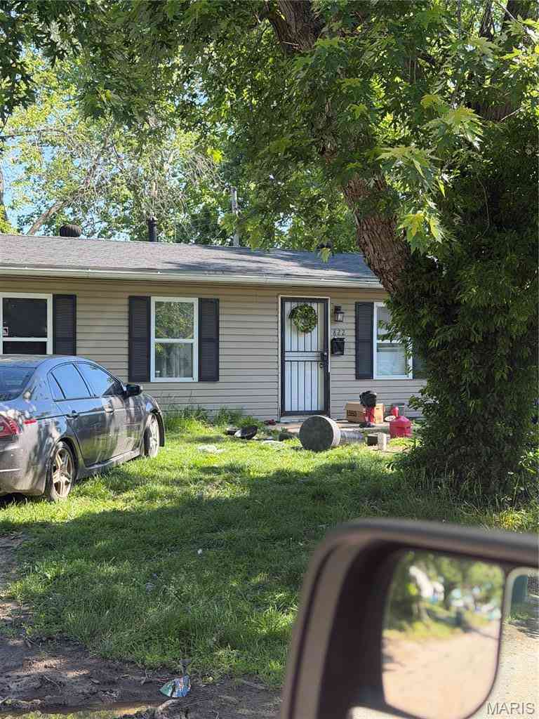Homes For Sale - 822 Saint Matthew Drive<br/> Cahokia, IL 62206