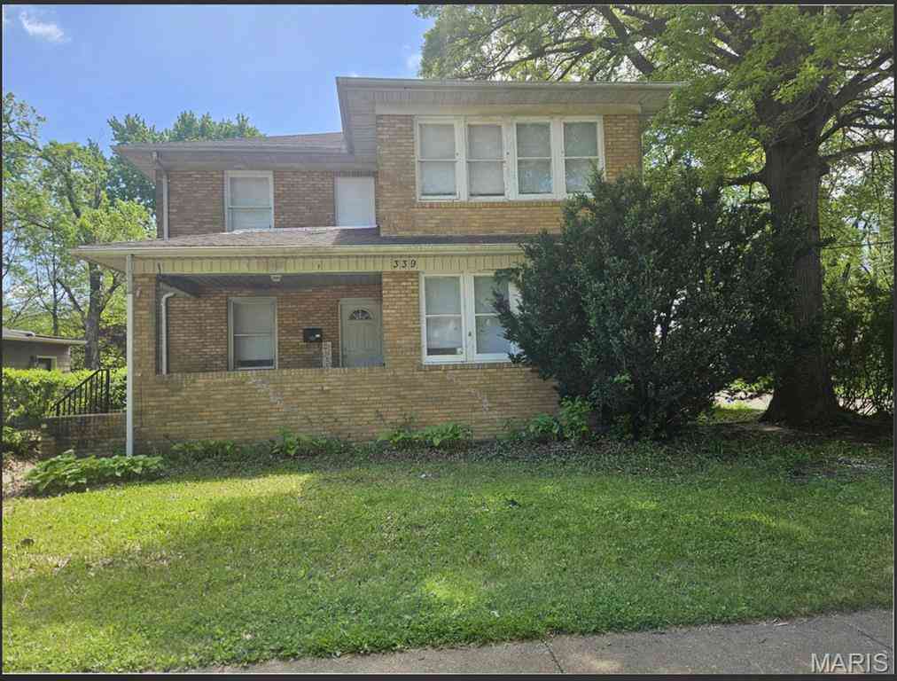 Homes For Sale - 339 Pierce Street<br/> Mcdonough County, Macomb, IL 61455