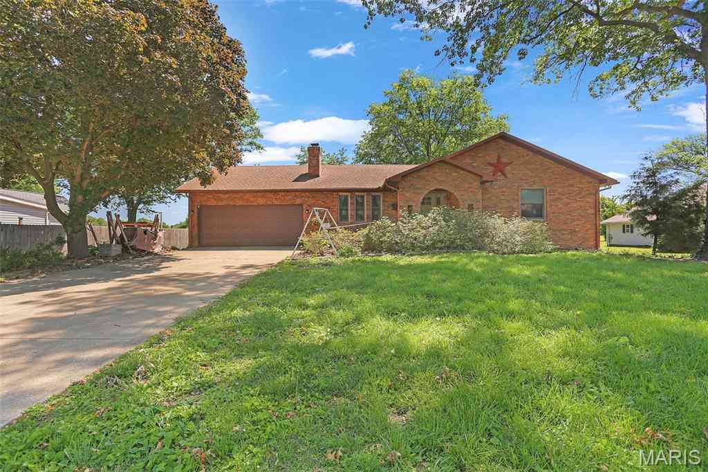 Homes For Sale - 197 Livingston Avenue<br/> Livingston, IL 62058