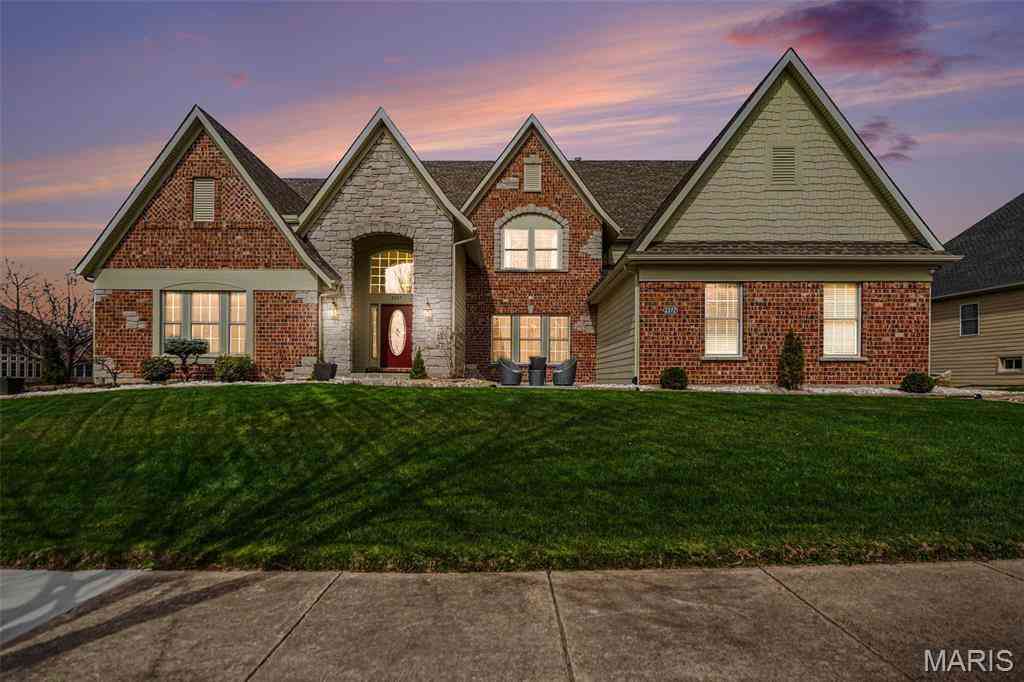 Homes For Sale - 2377 Spring Mill Estates Drive<br/> Saint Charles, MO 63303