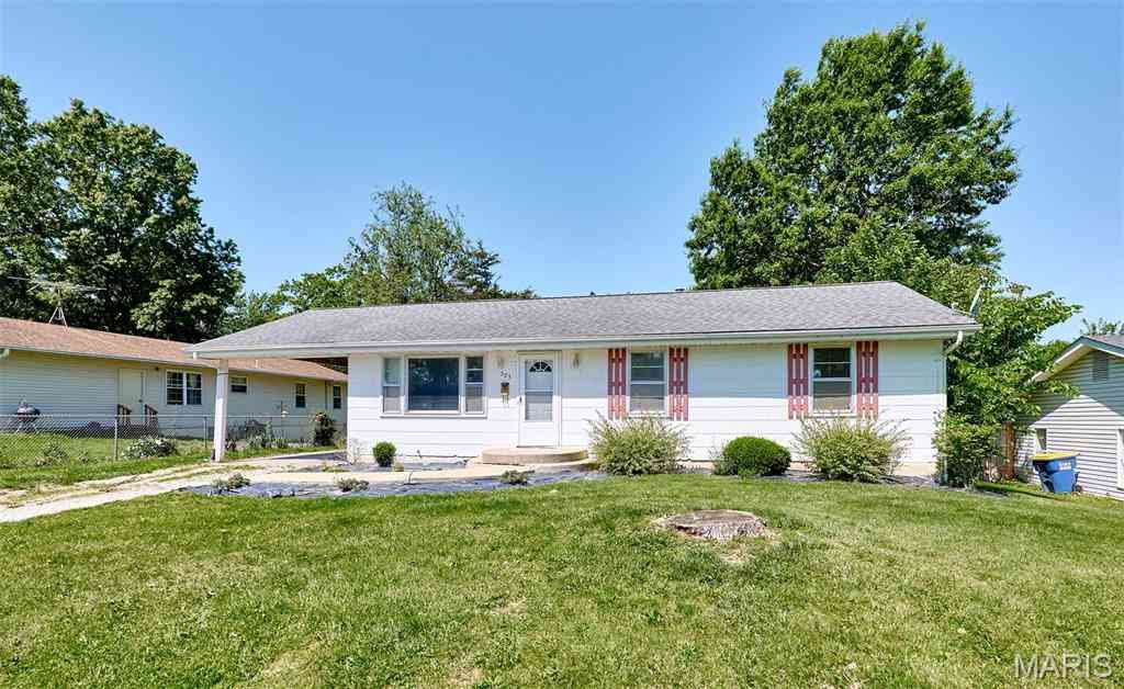 Homes For Sale - 503 Mckinley Avenue<br/> Warrenton, MO 63383