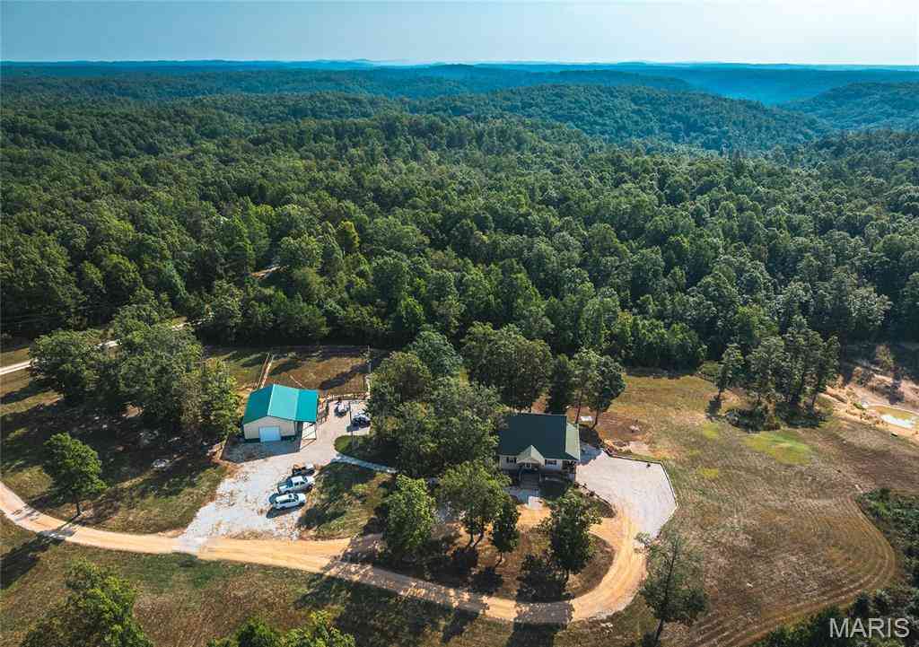 Homes For Sale - 8096 Buffington Road<br/> Summersville, MO 65571