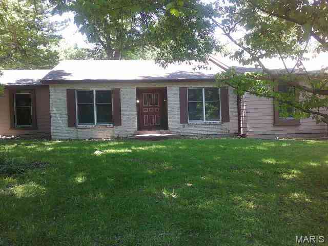 Homes For Sale - 12439 Norma Lane<br/> Saint Louis, MO 63138