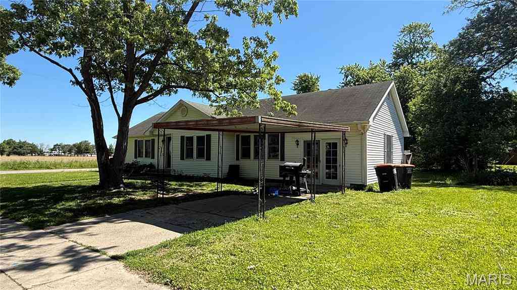 Homes For Sale - 410 N Cypress Street<br/> Advance, MO 63730
