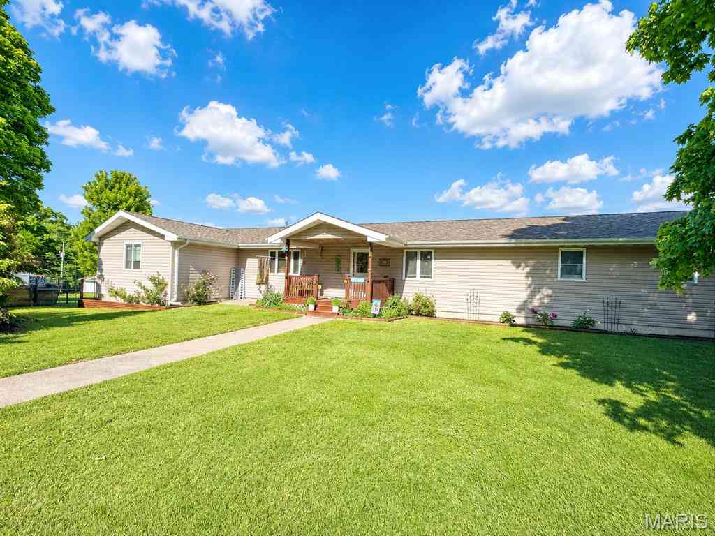 Homes For Sale - 56481 Turner Acres<br/> New London, MO 63459