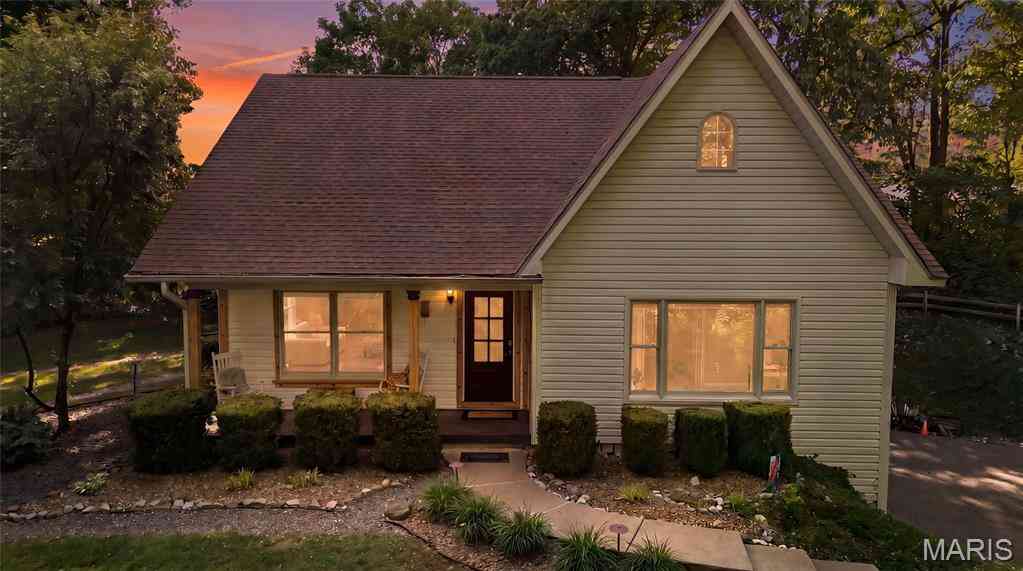 Homes For Sale - 3 Sunnyslope Drive<br/> Saint Clair County, Belleville, IL 62221