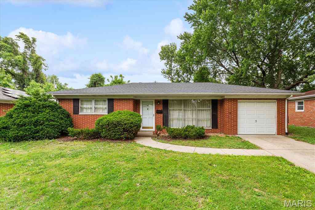 Homes For Sale - 48 Gatewood Court<br/> Saint Clair County, Belleville, IL 62226