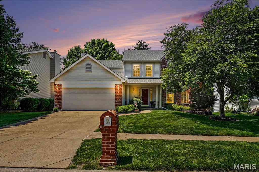Homes For Sale - 16130 Port Of Nantucket Drive<br/> Wildwood, MO 63040