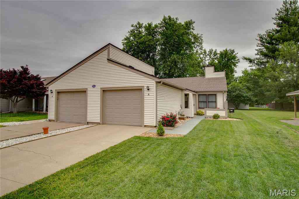 Condo For Sale - 1822 Muny Vista Court #A<br/> Alton, IL 62002