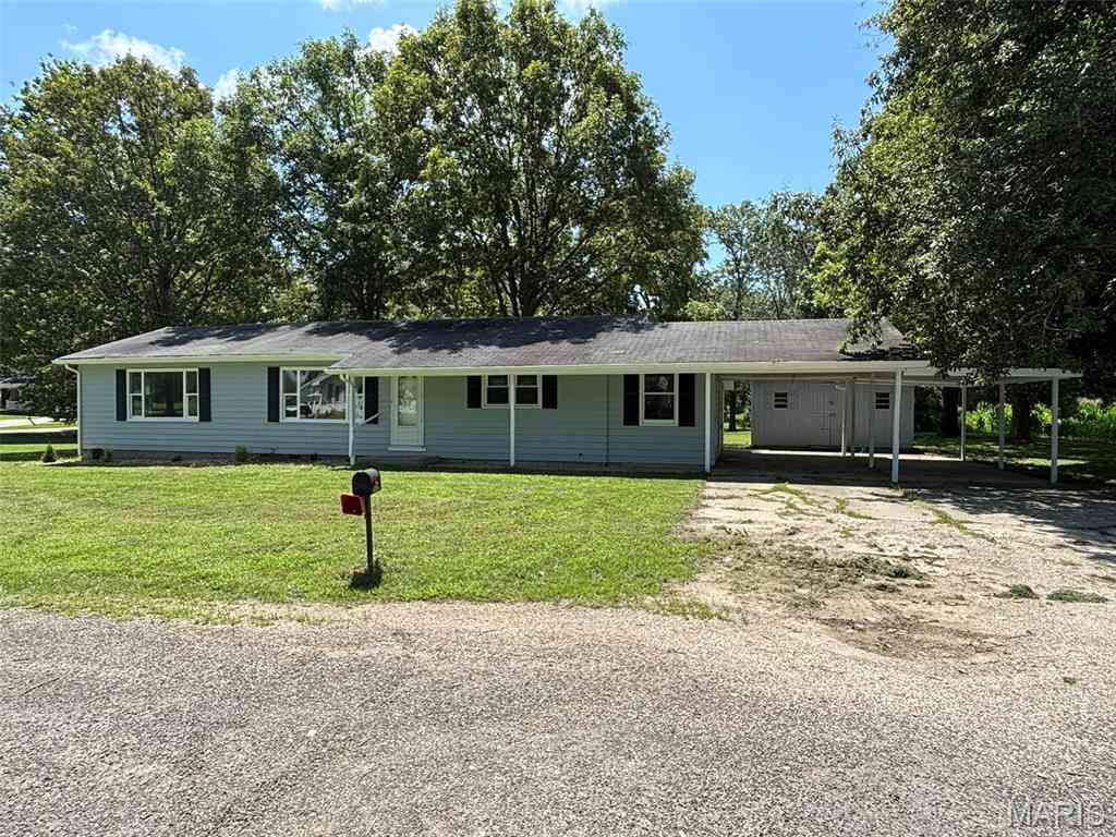 Homes For Sale - 145 Hickory Grove<br/> Marion County, Salem, IL 62881