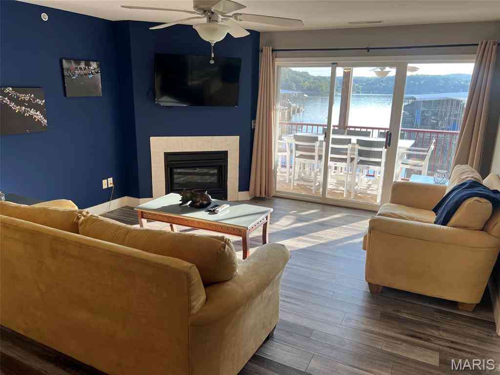 Condo For Sale - 600 Clearwater #1B<br/> Camden County, Camdenton, MO 65020