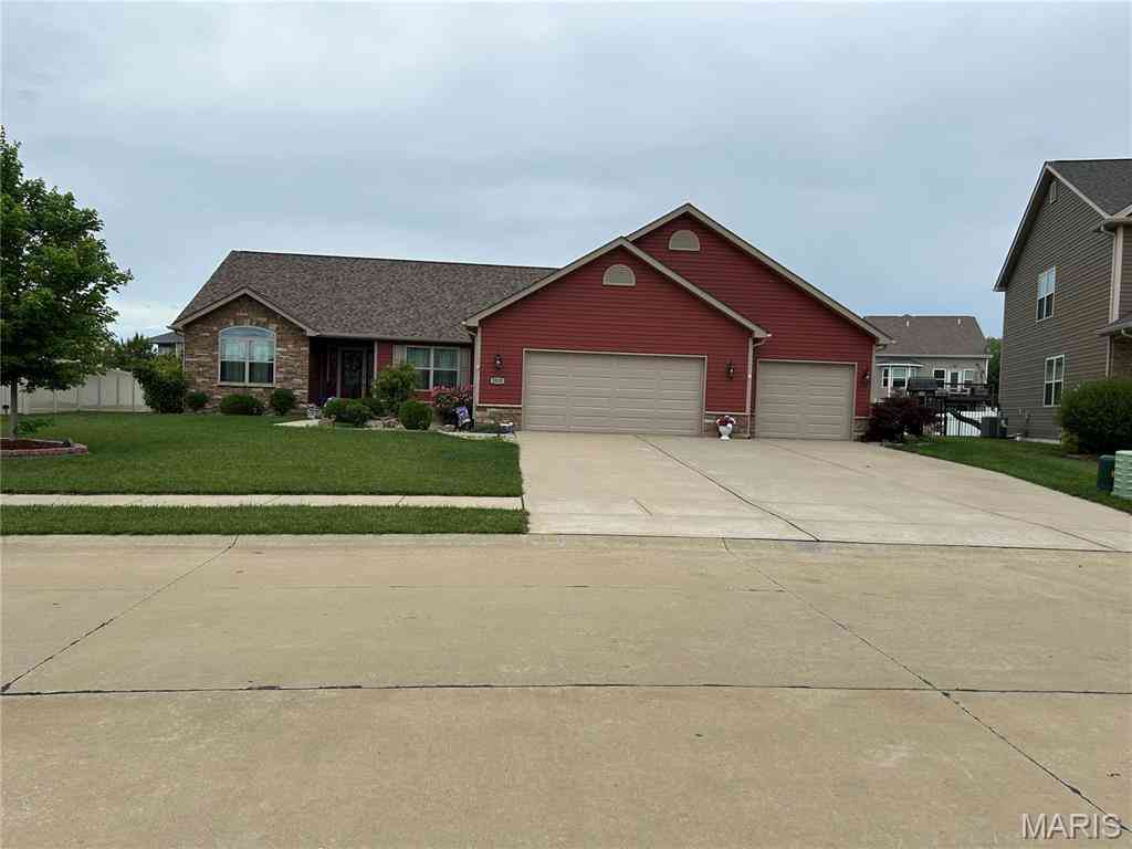 Homes For Sale - 2520 Welsch Drive<br/> Saint Clair County, Shiloh, IL 62221