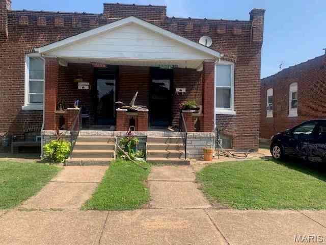 Condo For Rent - 5433 Bischoff Avenue<br/> Saint Louis, MO 63110