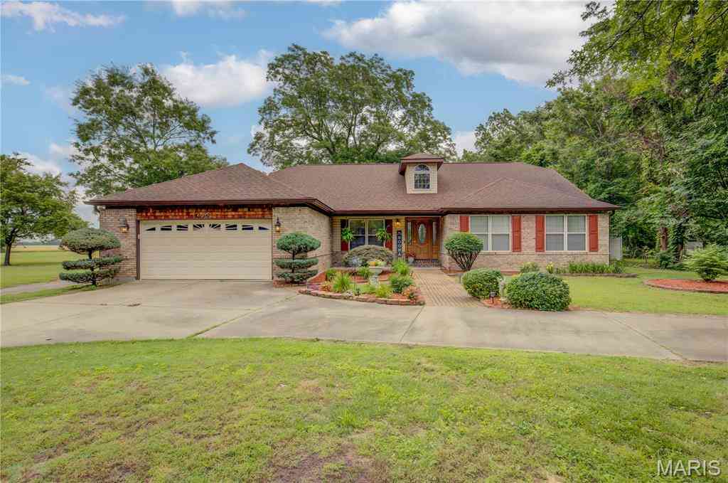 Homes For Sale - 300 N Poplar<br/> Bertrand, MO 63823