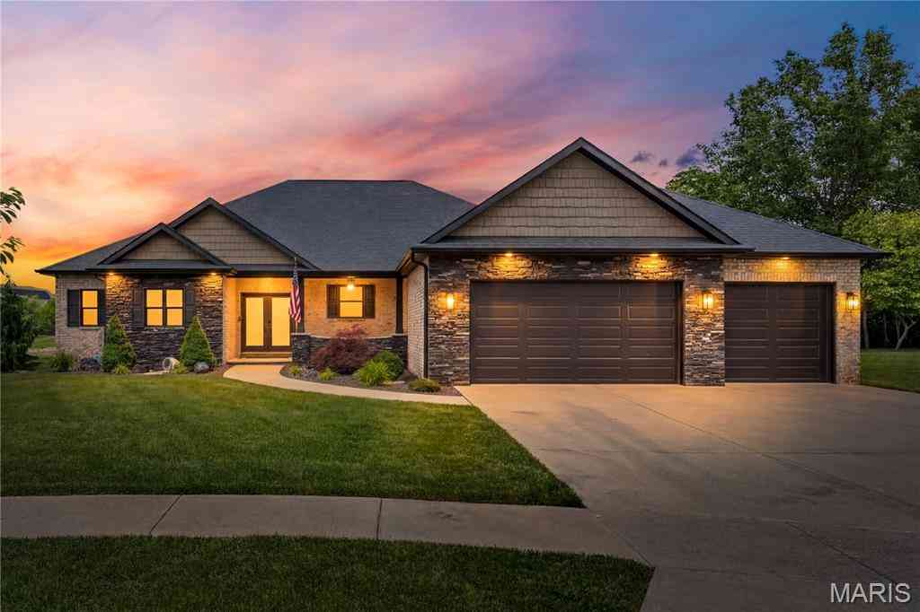 Homes For Sale - 210 Luca James Point<br/> Saint Clair County, O'Fallon, IL 62269